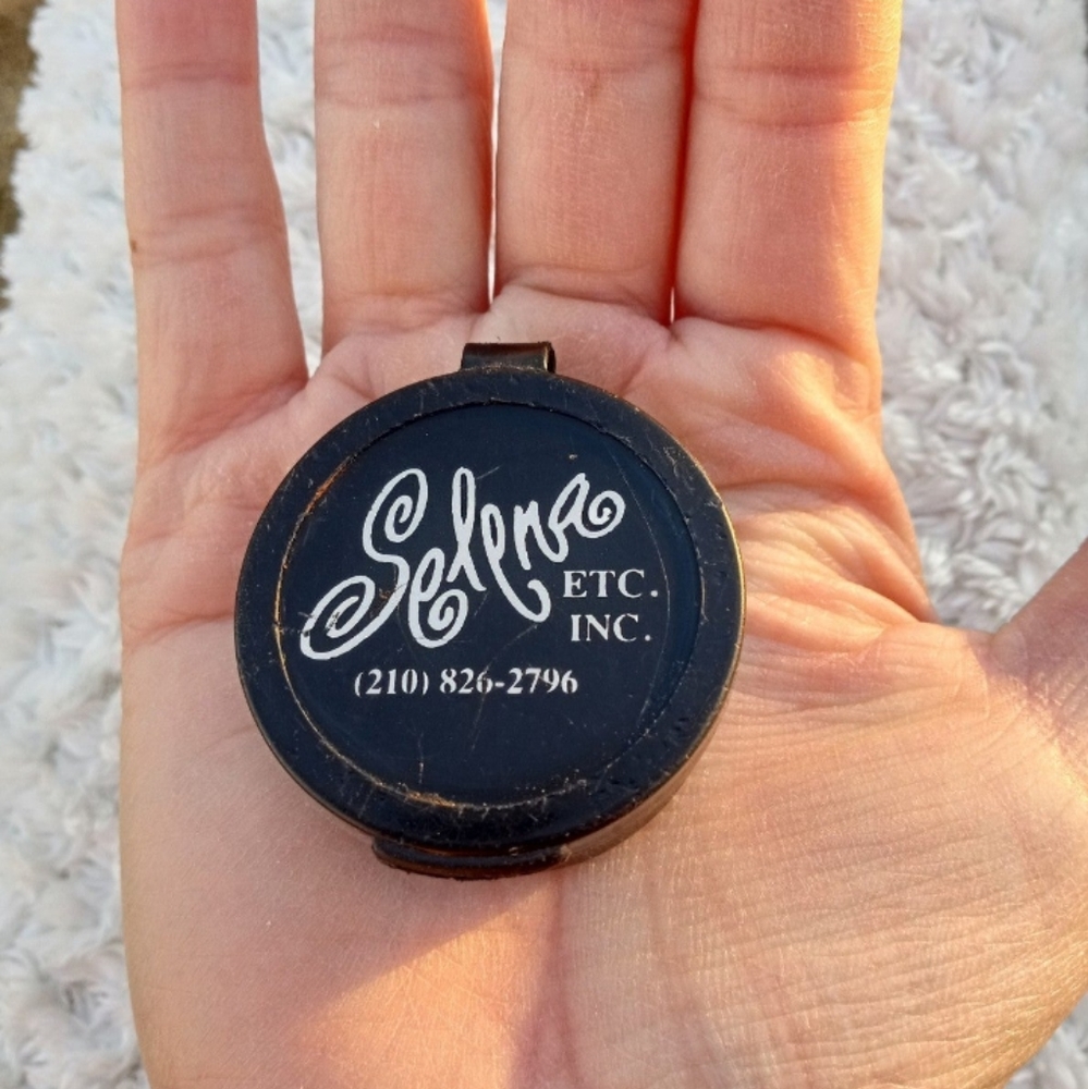 Selena Quintanilla Memorabilia Small Trinket from San Antonio Boutique - Picture 7 of 10